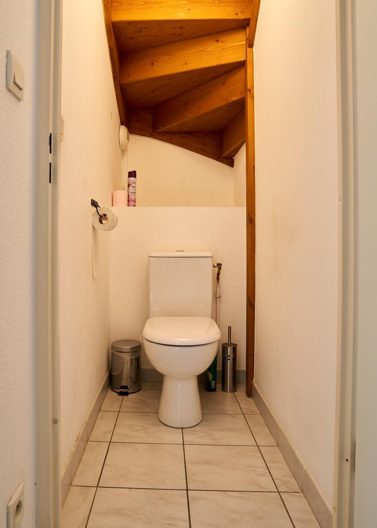 Maison Climatisee, Jardin , Et Parking Privatif Proche Centre